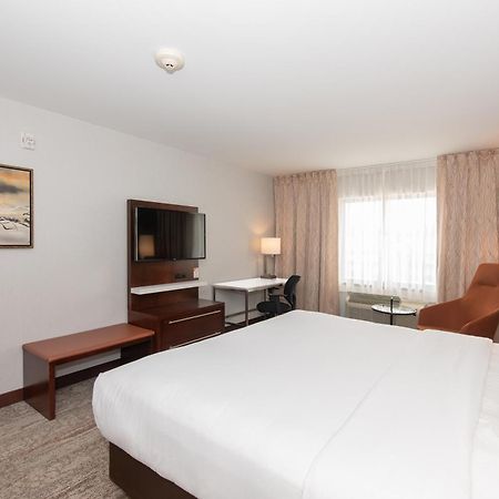 Quality Inn & Suites Val-d'Or Extérieur photo