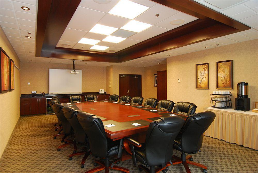Quality Inn & Suites Val-d'Or Extérieur photo