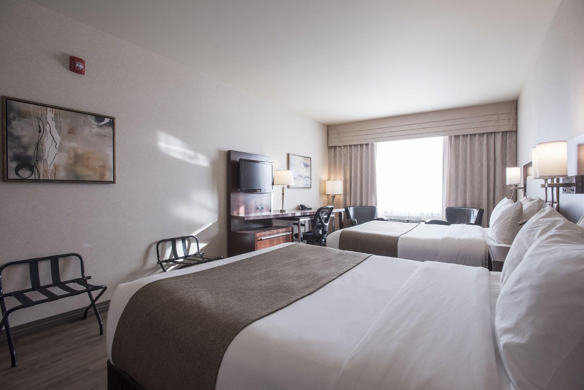 Quality Inn & Suites Val-d'Or Extérieur photo