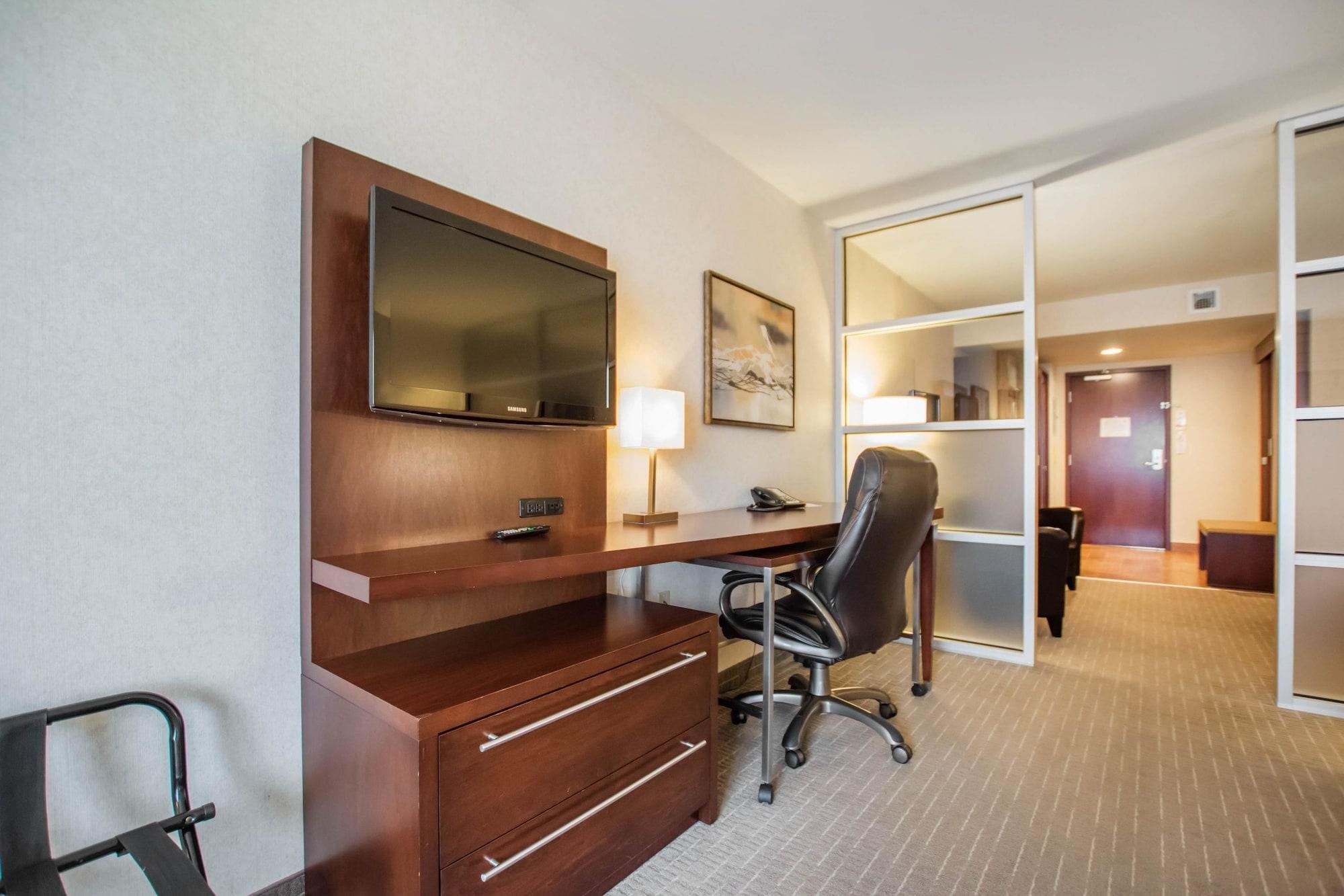 Quality Inn & Suites Val-d'Or Extérieur photo