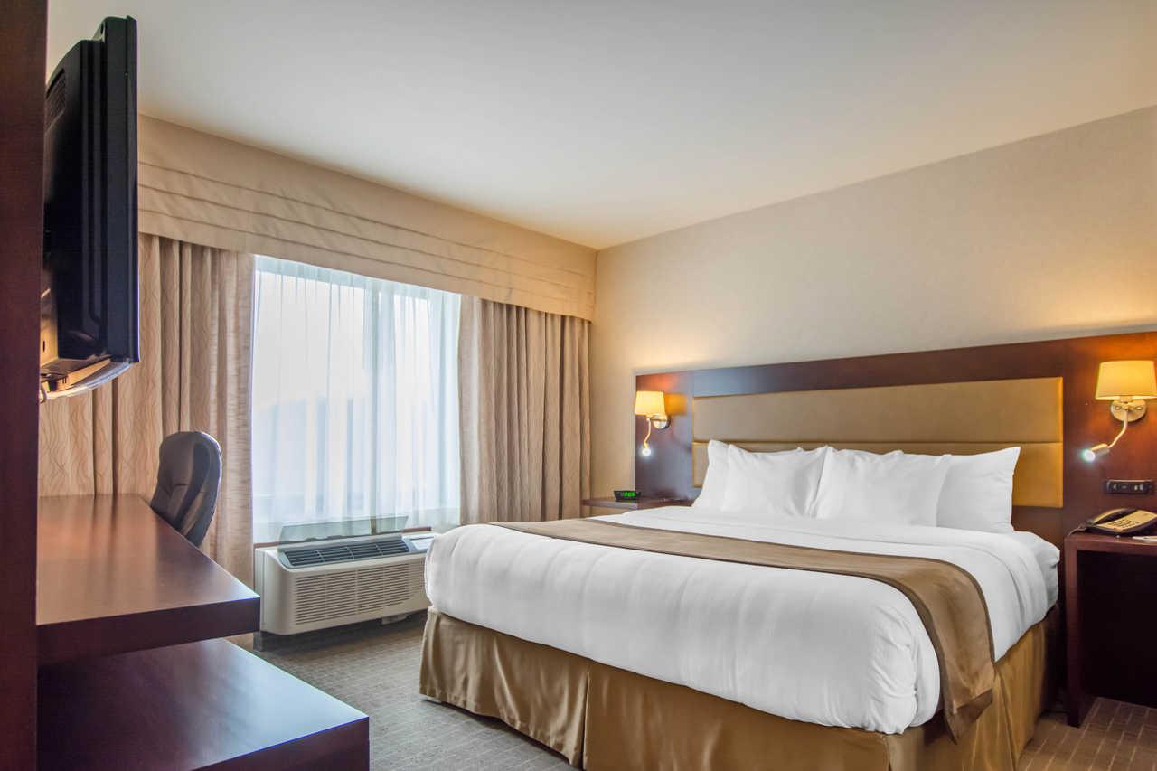 Quality Inn & Suites Val-d'Or Extérieur photo