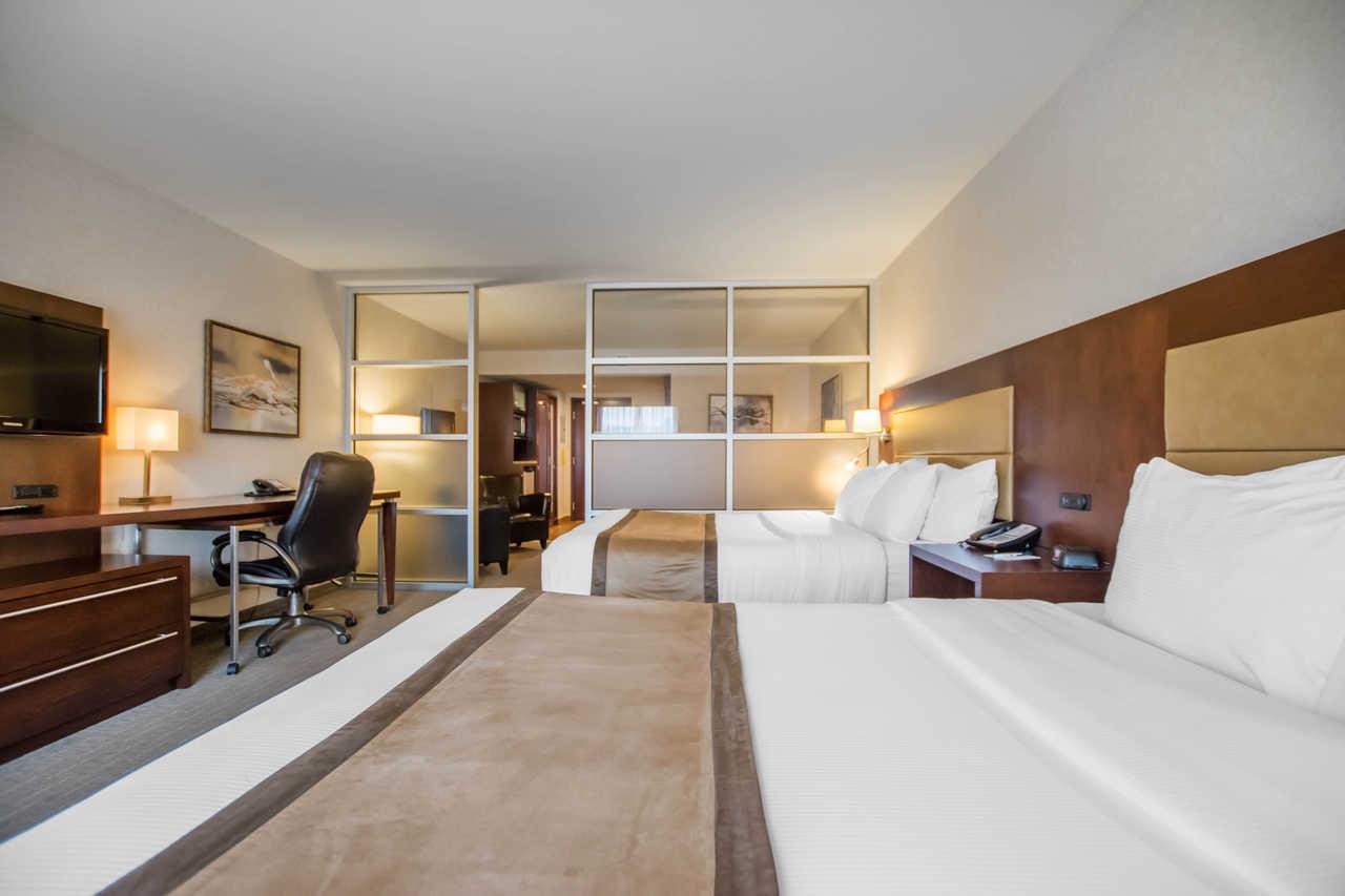 Quality Inn & Suites Val-d'Or Extérieur photo