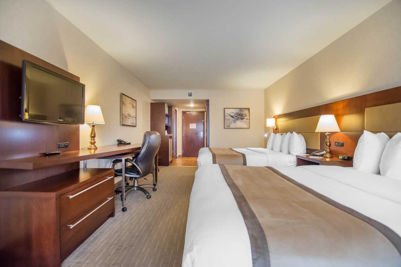 Quality Inn & Suites Val-d'Or Extérieur photo