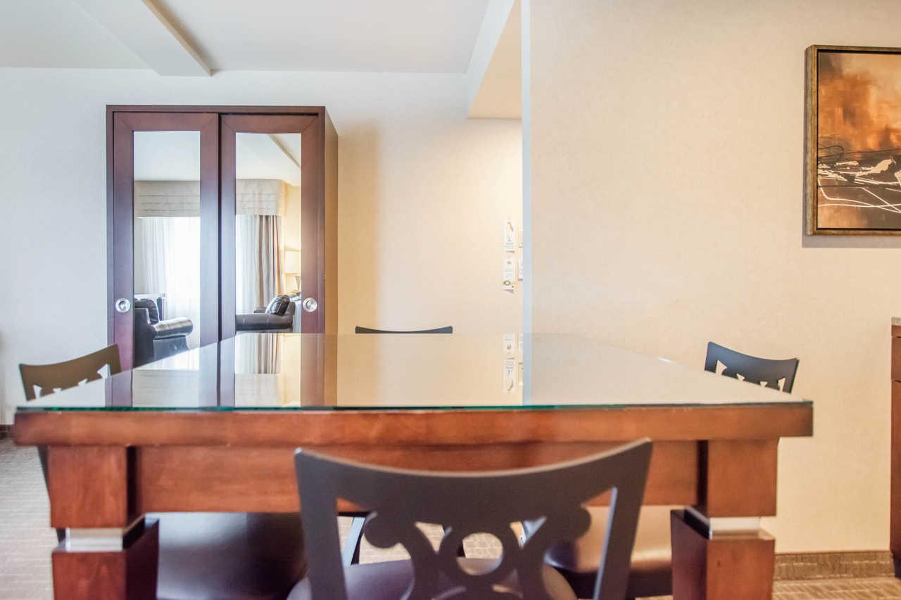 Quality Inn & Suites Val-d'Or Extérieur photo
