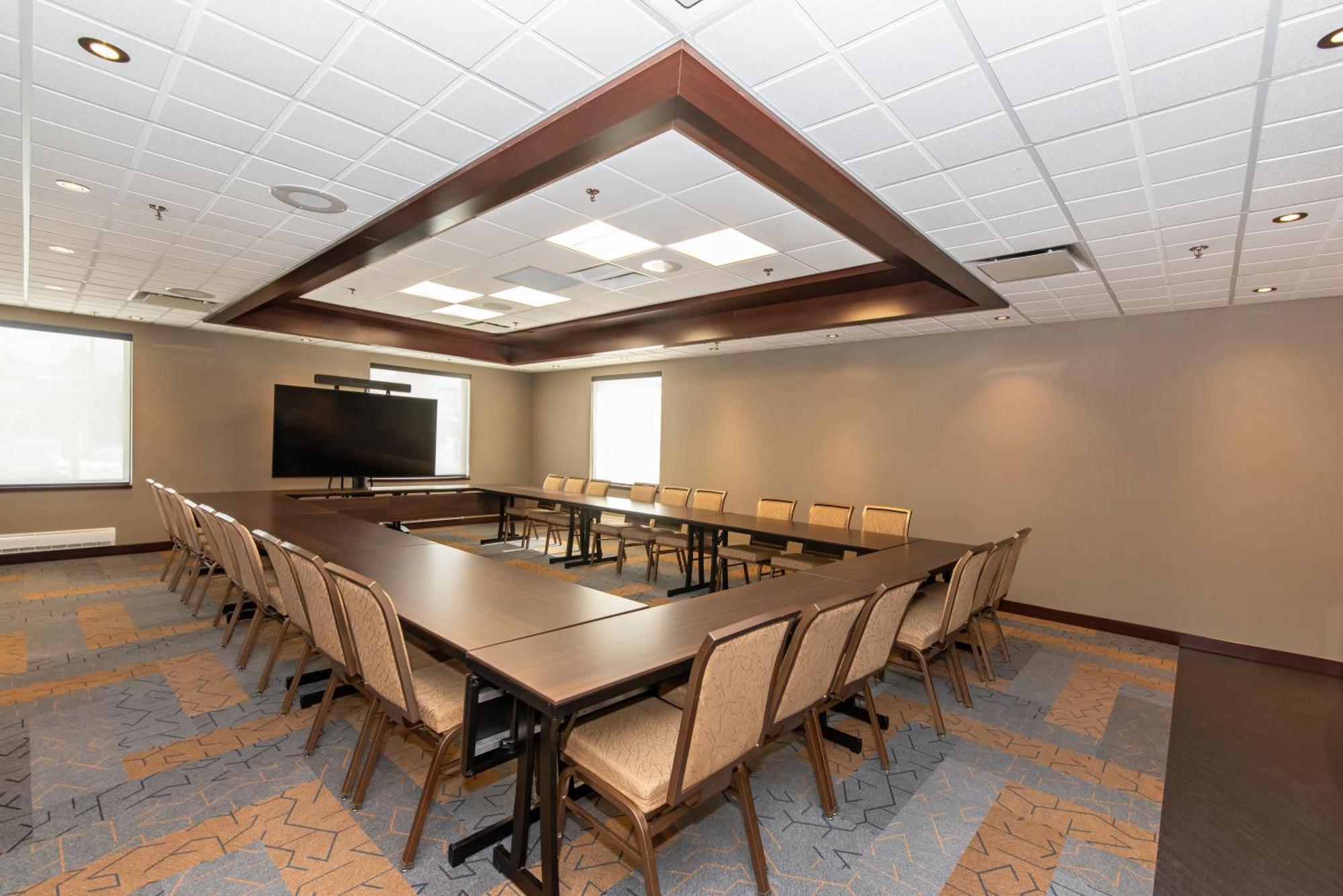 Quality Inn & Suites Val-d'Or Extérieur photo