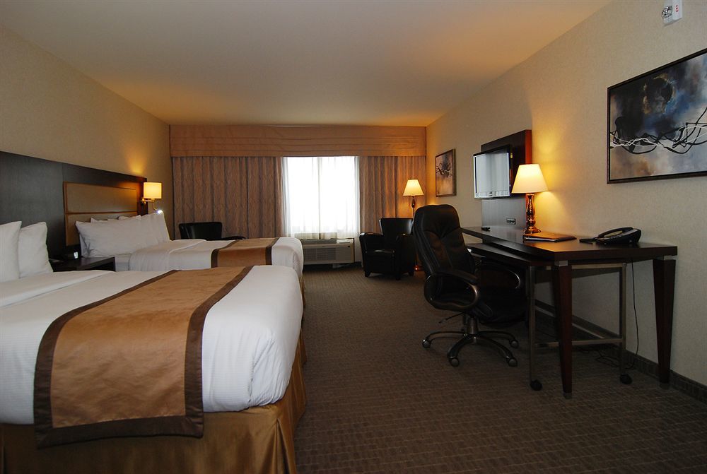 Quality Inn & Suites Val-d'Or Chambre photo