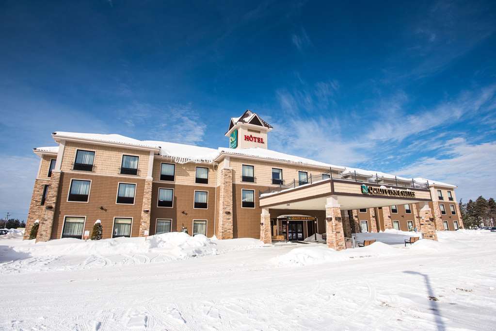 Quality Inn & Suites Val-d'Or Extérieur photo